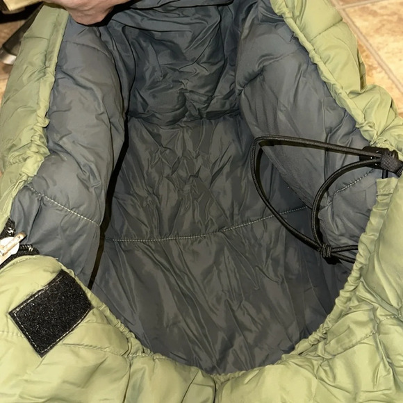 The North Face “Ember” Mummy Sleeping Bag 20° Rating w/Carry Travel Bag - Picture 6 of 17